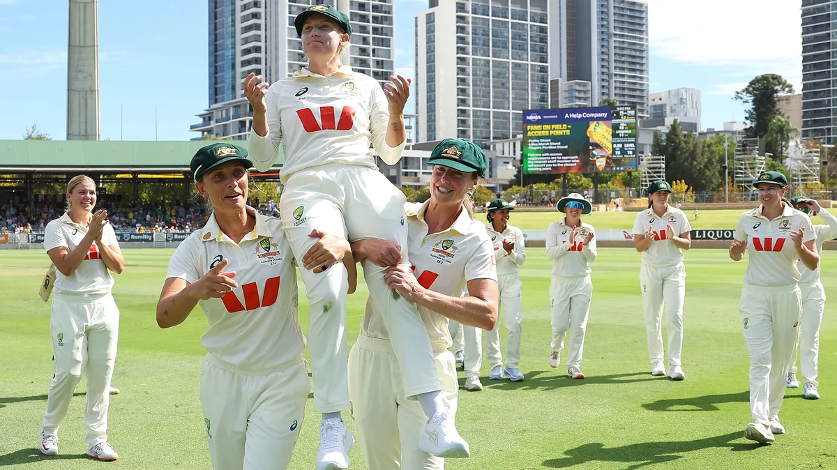 As it happened: Australia win Test, multi-format series in style