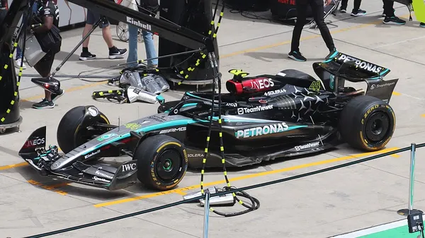 Russell Wins Action-Packed Australian GP as Mercedes Cruise to a Dominant 1-2