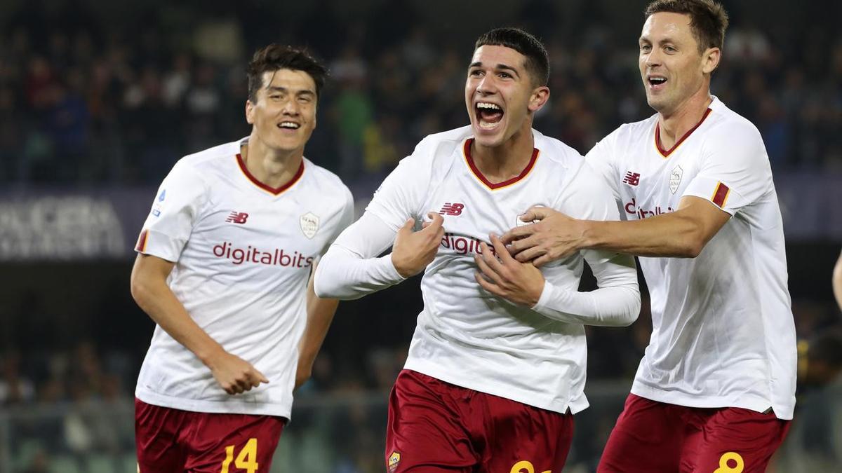 Socceroos boss sets out Volpato's path to selection