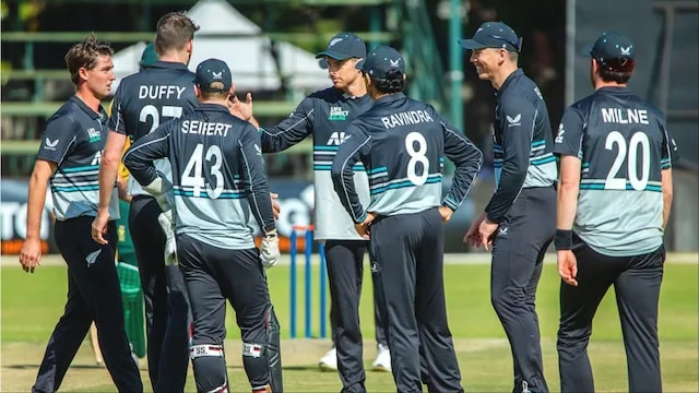 Proteas Demolish Kiwis in Seven-Wicket Thrashing