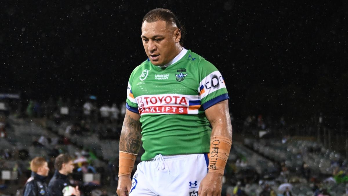 Raiders go down to Bulldogs in wet, wild and tense clash in Canberra