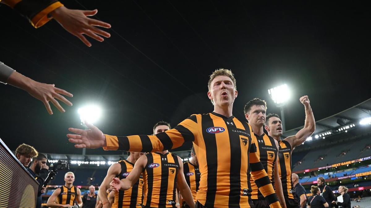 Hawks out to use long AFL break to their advantage