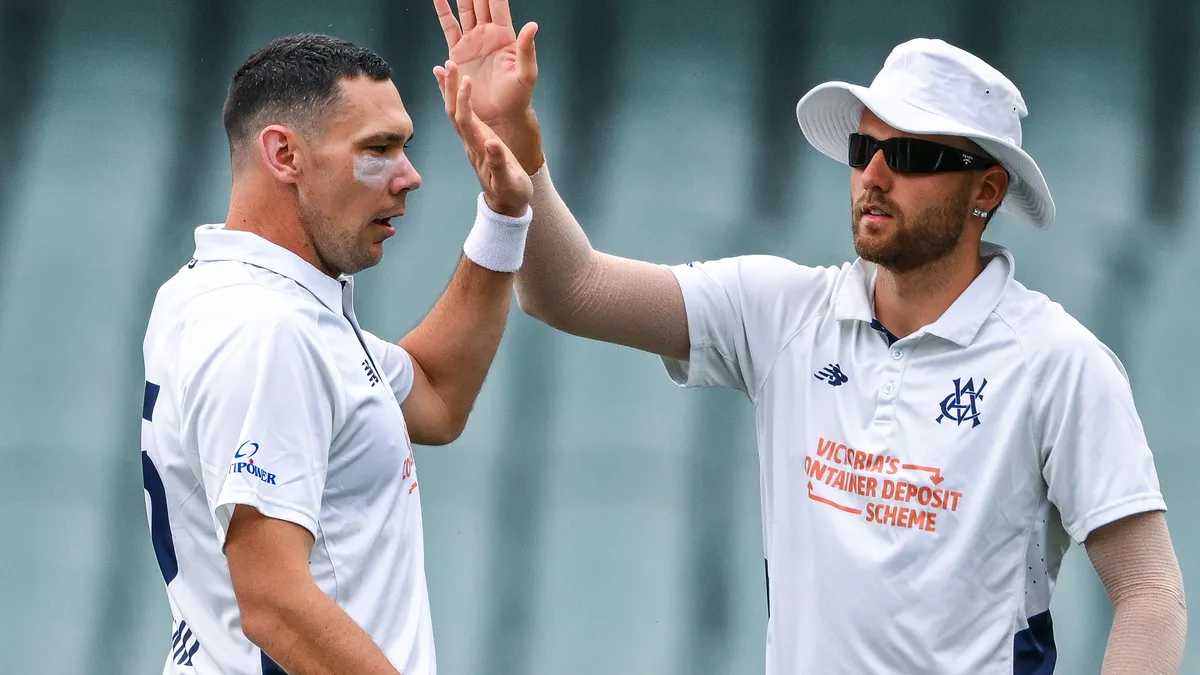 Vics' formidable new ball pair to be reunited in Shield final