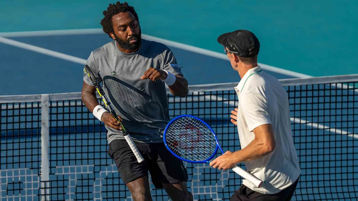 King/Peers rally from brink to stun Melo/Zverev in Miami opener