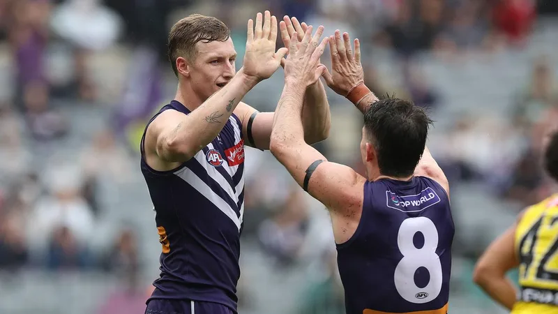 Fremantle Dockers thump Richmond Tigers as Josh Treacy, Shai Bolton and Luke Jackson have big games