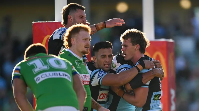 Sharks bounce back from poor fortnight to notch impressive win in Canberra