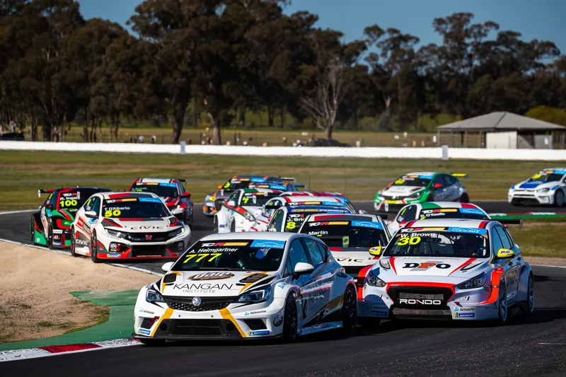 TCR Australia Drivers Find New Home at Mount Panorama