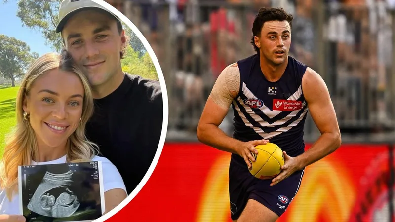 Fremantle Dockers star Jordan Clark and partner Paige McCarthy announce baby joy