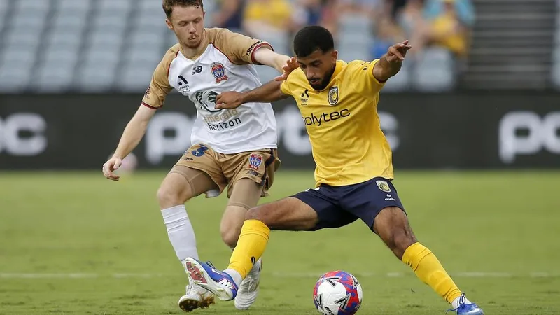 Mariners star declares for Arnold's Iraq World Cup push
