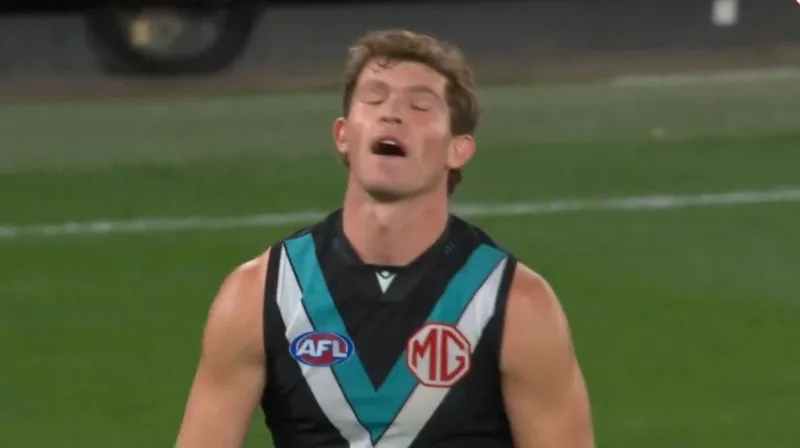 Port Adelaide star Mitch Georgiades fluffs late chance as Hawthorn hold on in ‘game of the year’