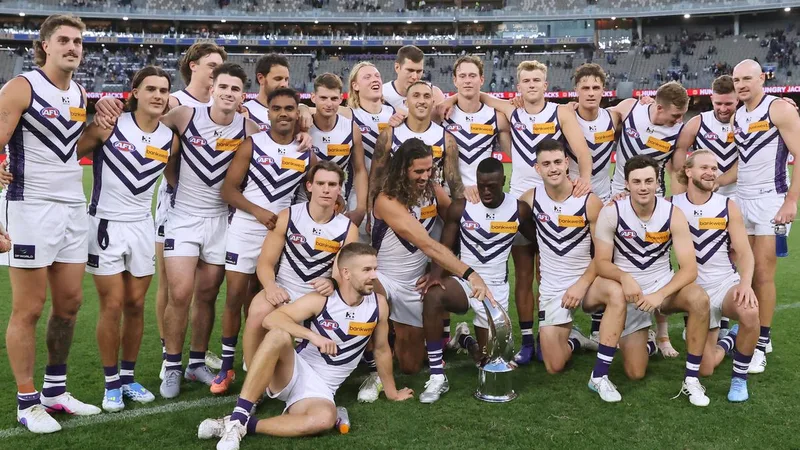 Coaches Justin Longmuir and Andrew McQualter unanimously vote Jye Amiss as best on ground in western derby