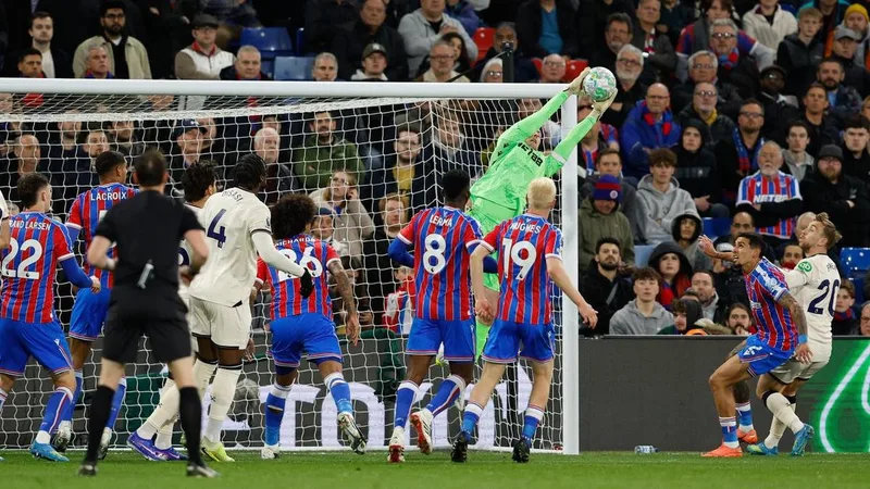 West Ham earn precious point at Palace, relegate Wolves