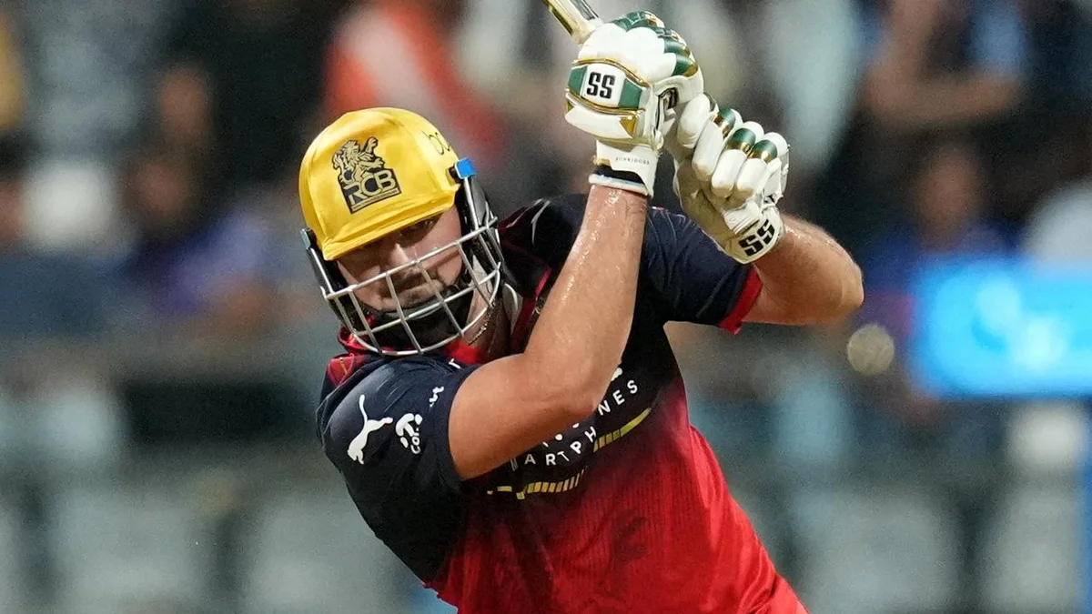 Kohli, England slugger star as Aussie unloads with late blitz in high-scoring IPL blockbuster
