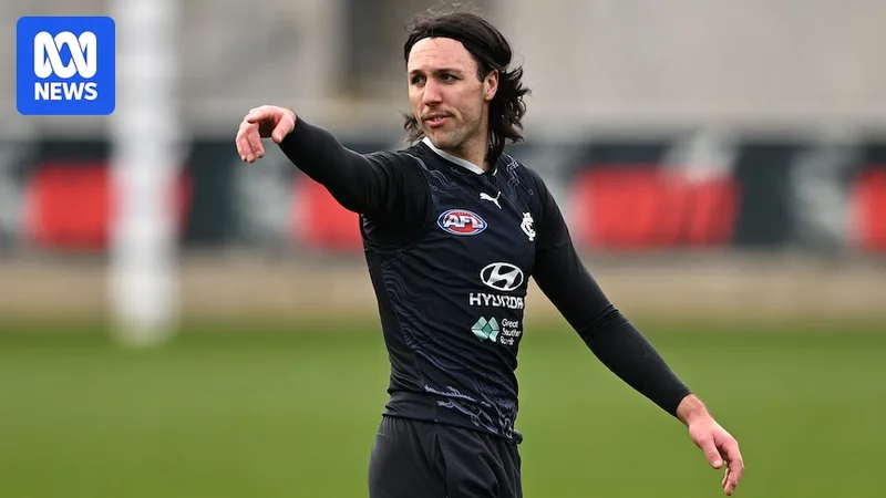 Ollie Hollands 'in a good space' despite late omission after brother's struggles
