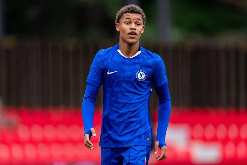 Sydney-born Mahdi Nicoll-Jazuli, 16, plays for Chelsea U-18 and England U-17. Cap him Popa!