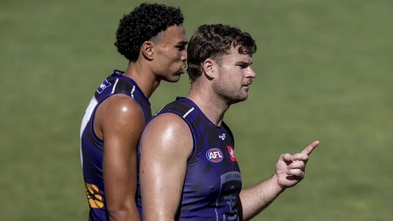Fremantle Dockers ruckman Sean Darcy could make return through WAFL as Pat Voss trains well following illness