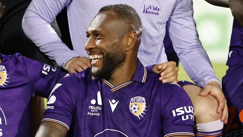 Perth Glory defenders Brian Kaltak and Tijan McKenna win 2025-26 men’s and women’s Most Glorious Player awards