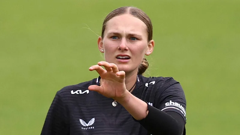Teenage bolter named in England's T20 World Cup squad