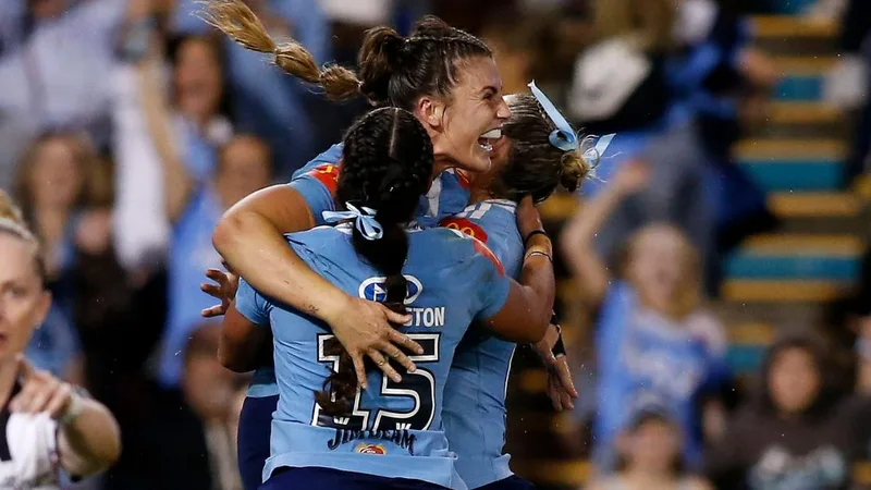NSW draw first blood in women’s State of Origin with 11-6 win over Maroons