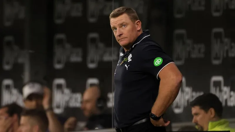 Carlton content to bide time on Hollands report