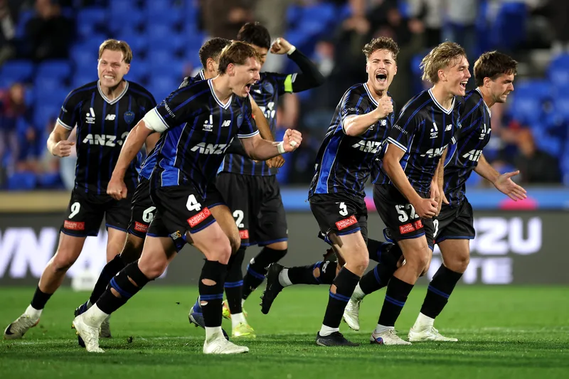 Auckland break City hearts in thrilling penatly shootout