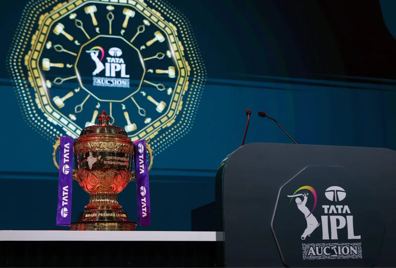 IPL captain cops fine after illegal dressing room act caught on camera
