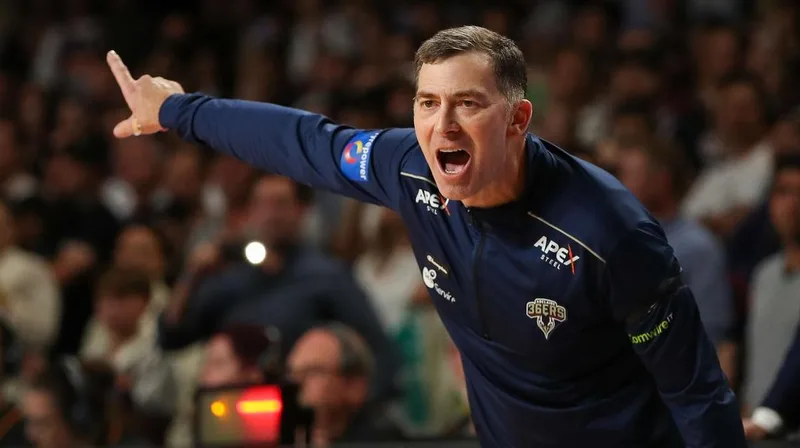 Adelaide 36ers coach Mike Wells quits one week after signing contract extension