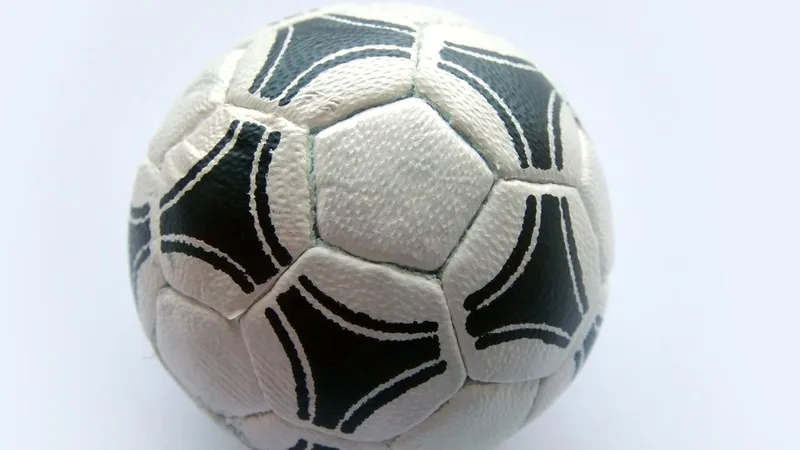 State League 8 women’s Springvale City v Riversdale women overshadowed by alleged hit