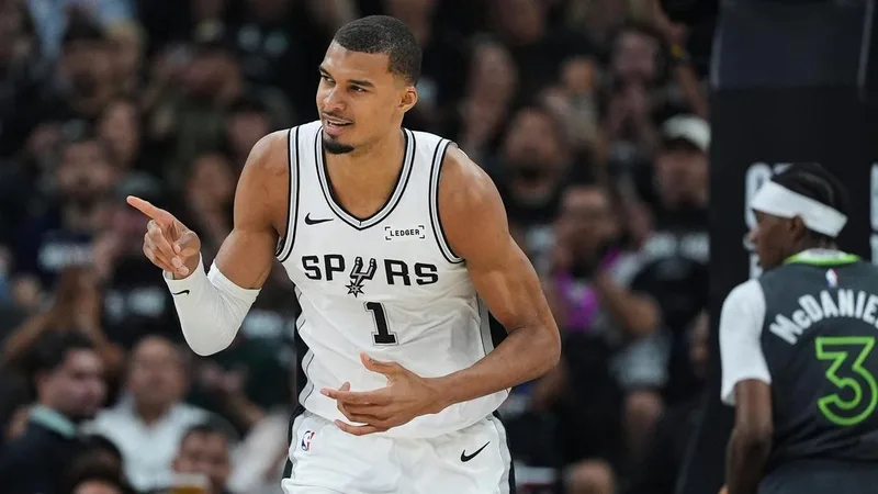 Spurs level Wolves series, NY extend lead over 76ers