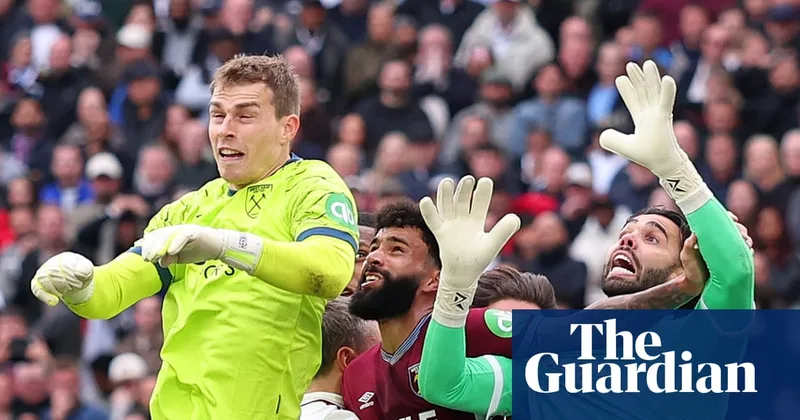 Howard Webb praises VAR process in ruling out West Ham equaliser against Arsenal