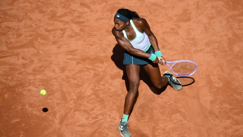 Gauff eases past Cirstea to set up final with Svitolina