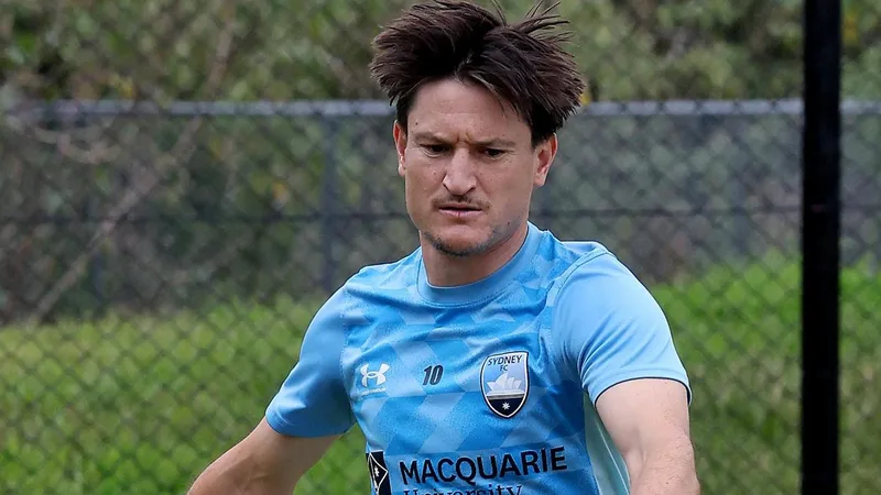 Sydney FC coach weighs risk versus reward in deciding whether to stat Joe Lolley for do-or-die semi-final