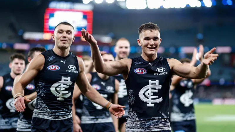 Composed Carlton debutant already a 'cult hero'