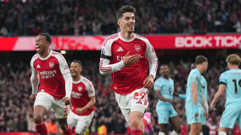 Arsenal beat Burnley, on brink of Premier League title