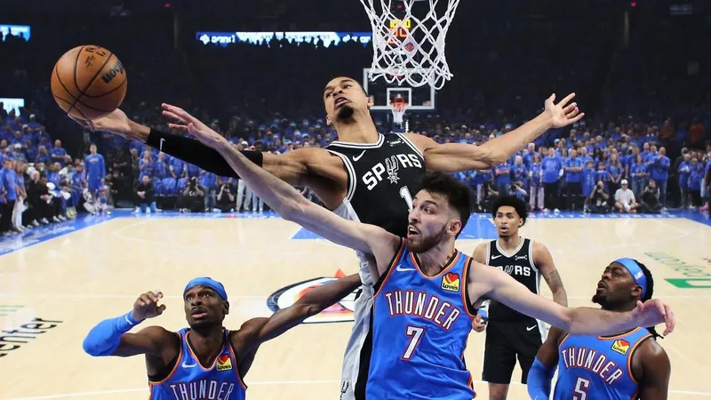 Wembanyama puts on show as Spurs topple Thunder in 2OT