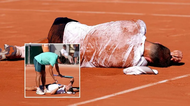 Heat Wave Chaos at Roland-Garros as De Minaur's Path Takes Dramatic Turn
