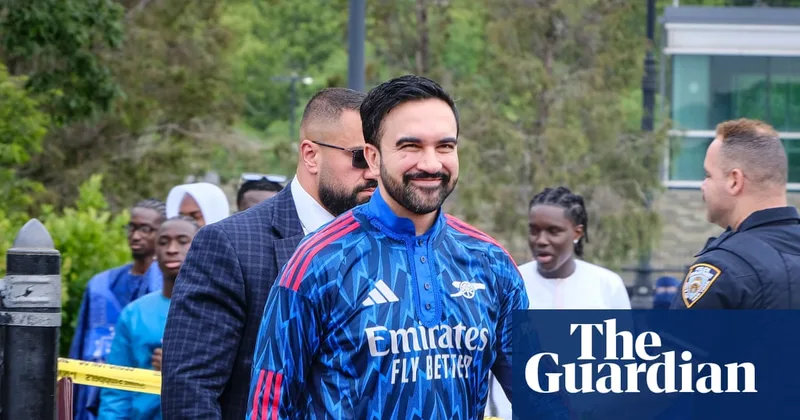 Mamdani made a play for fashion’s premier league in his custom-made Arsenal kurta