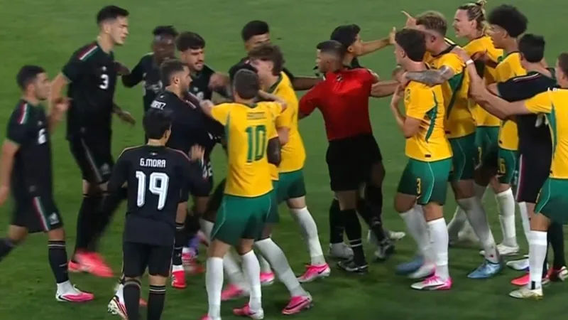 Mexico ‘blow up deluxe’ as Socceroos scuffle over sly tactic late in 1-0 defeat to World Cup co-hosts