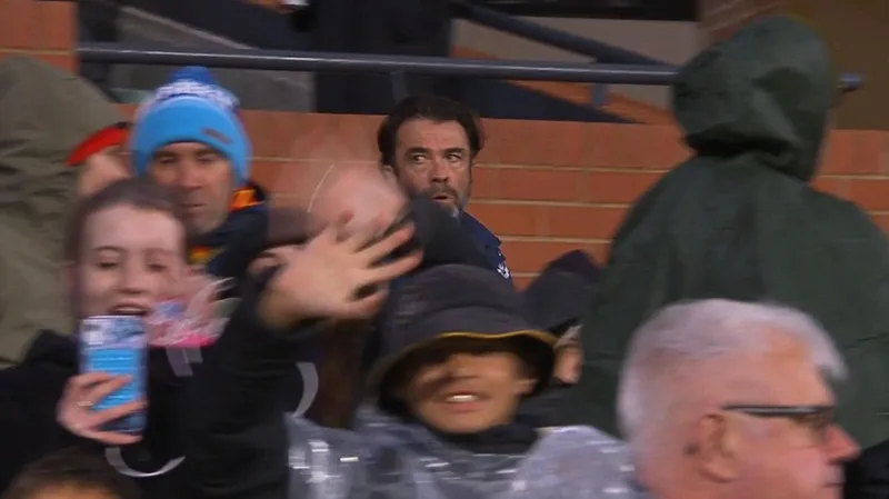 Geelong coach Chris Scott frustrated by run-in with ‘nuffies’ at Adelaide Oval