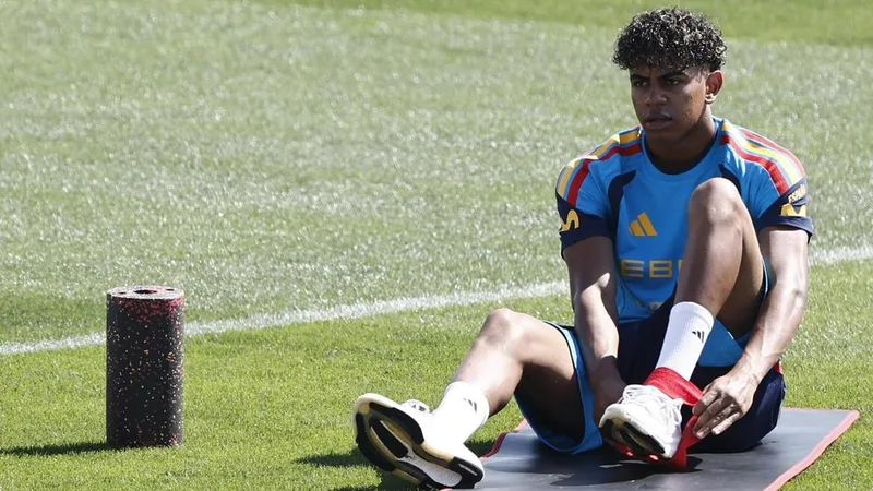 Yamal could be fit for World Cup opener: Spain coach