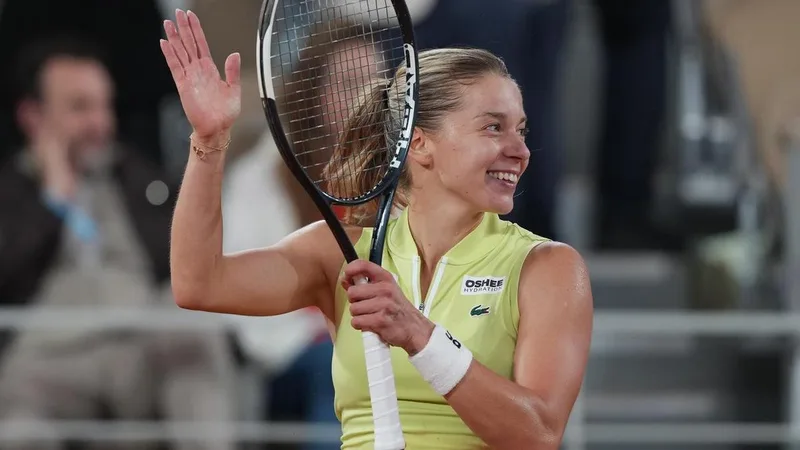 Polish Qualifier's Fairytale Run Reaches Roland-Garros Final