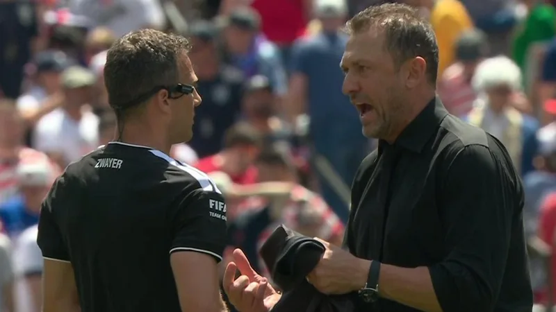 ‘Stinker’: Socceroos star, angry Popa slam ref as coach reveals why he benched stars