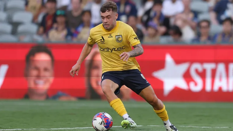 Mariners midfielder McCalmont departs after two seasons in Gosford