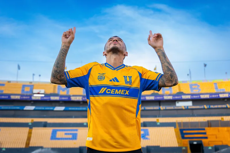 Angel Correa: Tigres to River Plate