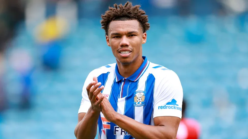 Corrie Ndaba: Unattached to Rangers