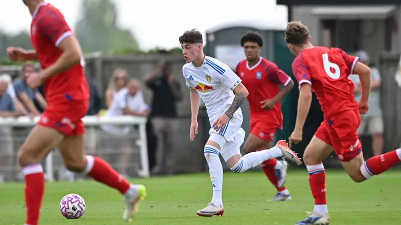 Ipswich Town: Unattached to Leeds United