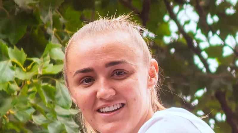 Lioness Stanway: Bayern Munich to Arsenal