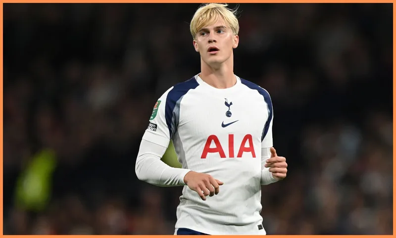 Lucas Bergvall: Tottenham to Manchester United