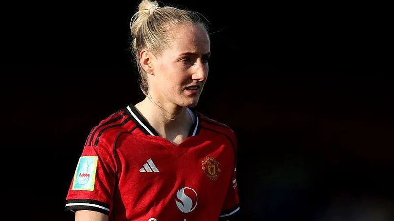 Millie Turner: Manchester United to Birmingham City