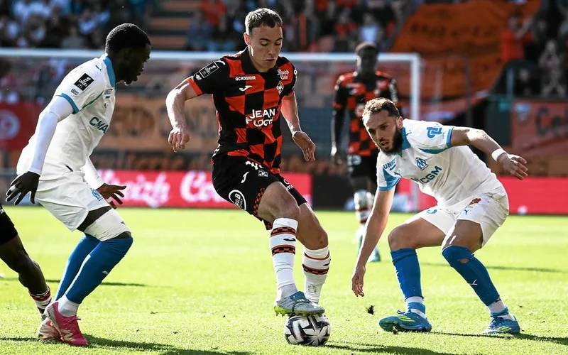 Pablo Pagis: Unattached to Paris FC